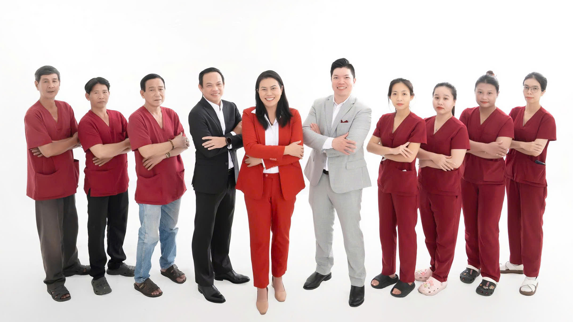 Bộ phận giao nhận Diamond Dental Group